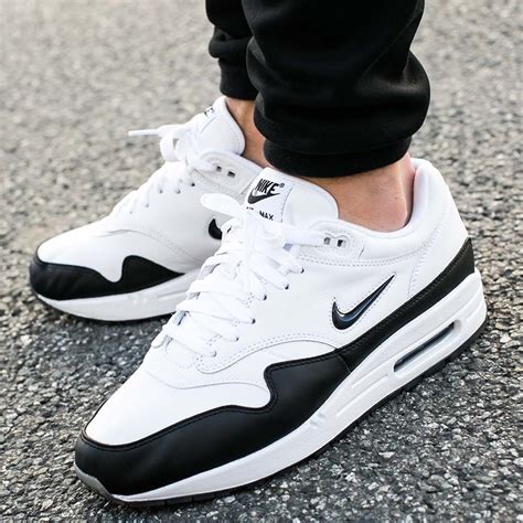 nike air max one zwart wit|nike air max 1.